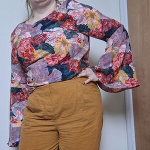 Halogen Multicolored Floral Print Bell Sleeve Tie Back Tunic Top Size Small